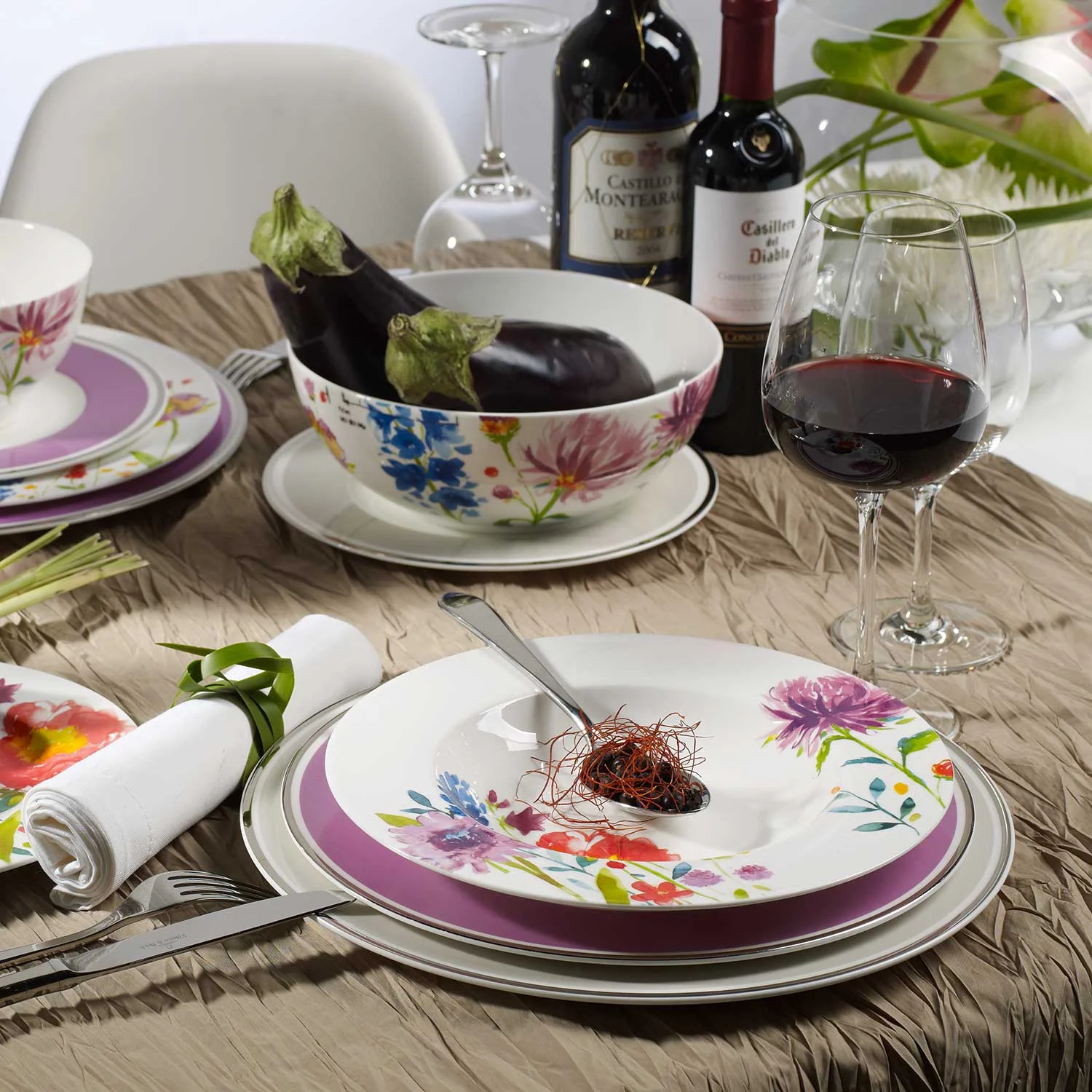 Colourful spring villeroy boch. Сколько стоят глубокие тарелки. Anmut плоская тарелка 27см.