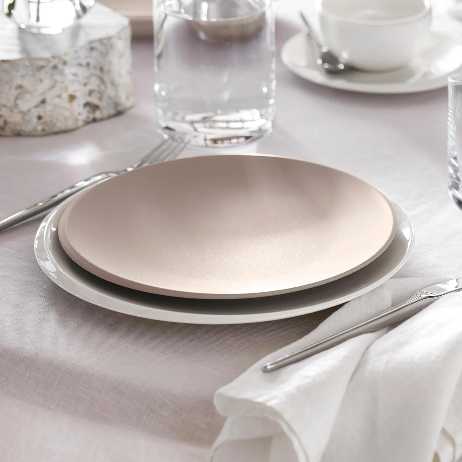 NewMoon beige Салатная тарелка 24 см